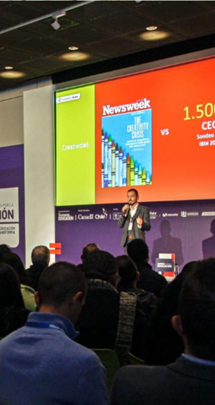 dispositivo móvil con referencia grafia del foro colombia 2023